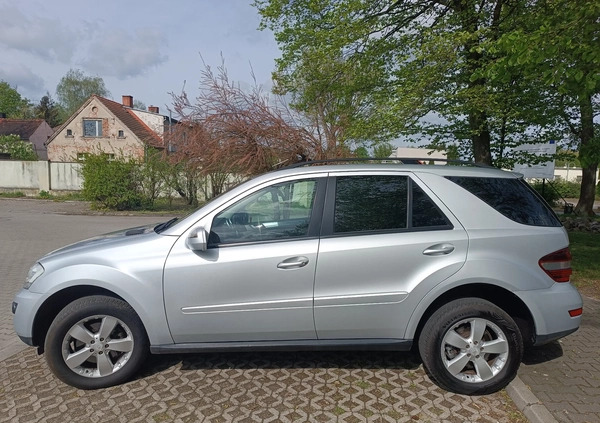 Mercedes-Benz ML cena 34900 przebieg: 419000, rok produkcji 2008 z Pyrzyce małe 154